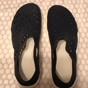 Crocs men’s water shoes